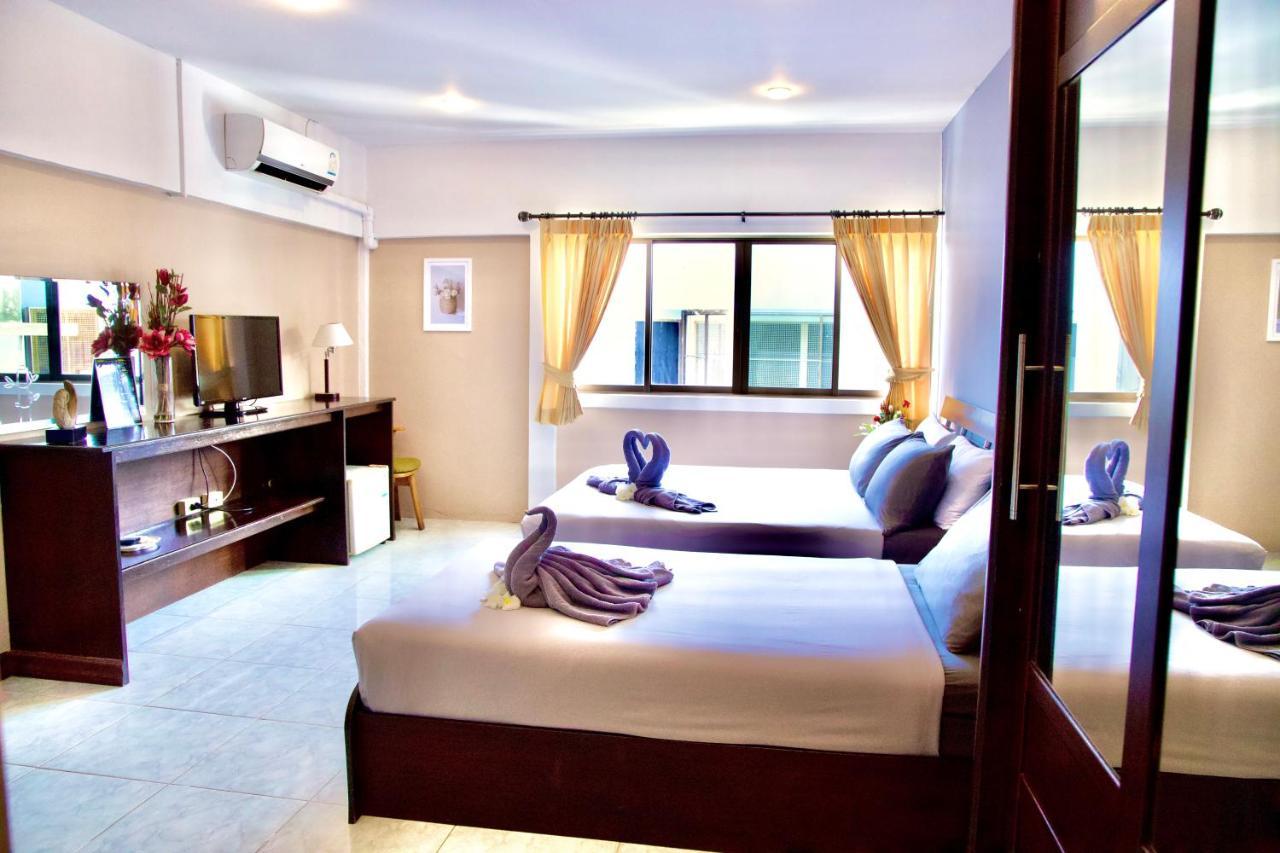 Golden Guesthouse By The Beach Cha Am تشا أم المظهر الخارجي الصورة