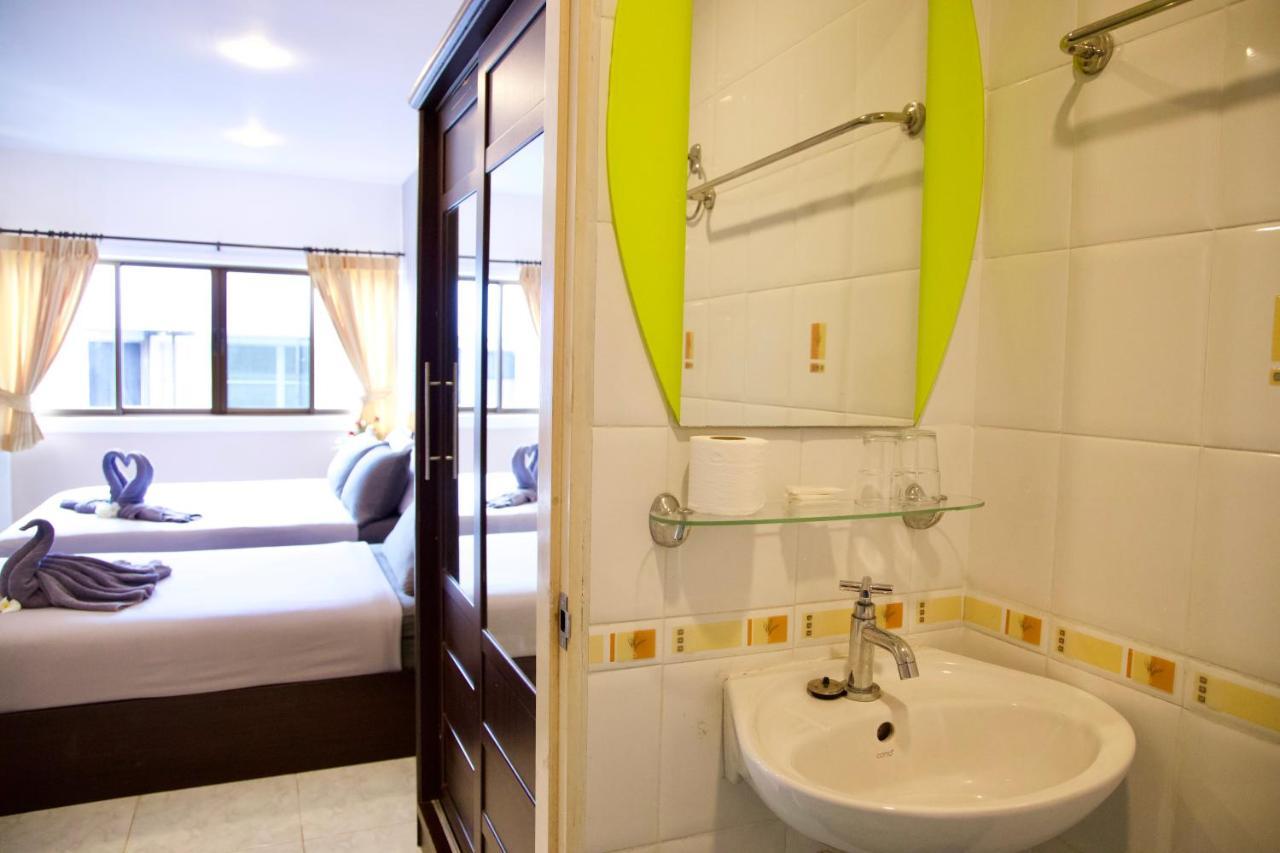 Golden Guesthouse By The Beach Cha Am تشا أم المظهر الخارجي الصورة